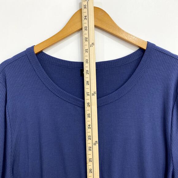 Torrid Knit Top Women's Size 4 Blue Solid Print Short Sleeve Round Neck Blouse - Picture 8 of 9